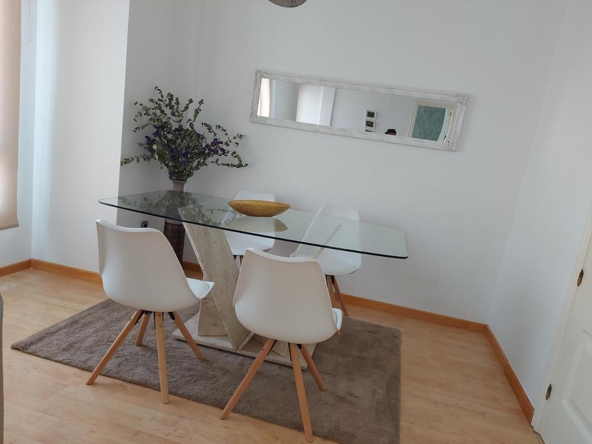 Apartamento Las Floritas Malaga Luaran gambar