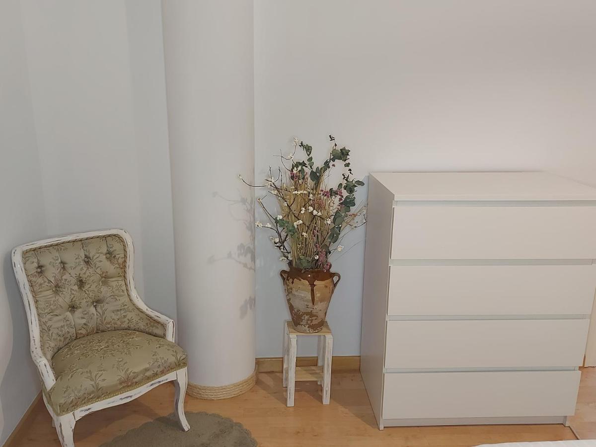 Apartamento Las Floritas Malaga Luaran gambar