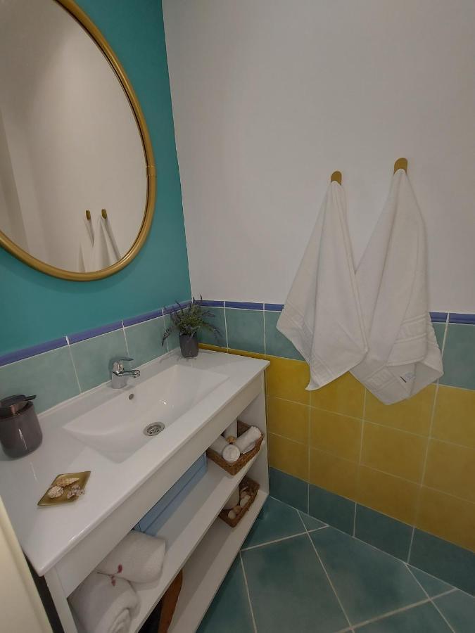 Apartamento Las Floritas Malaga Luaran gambar