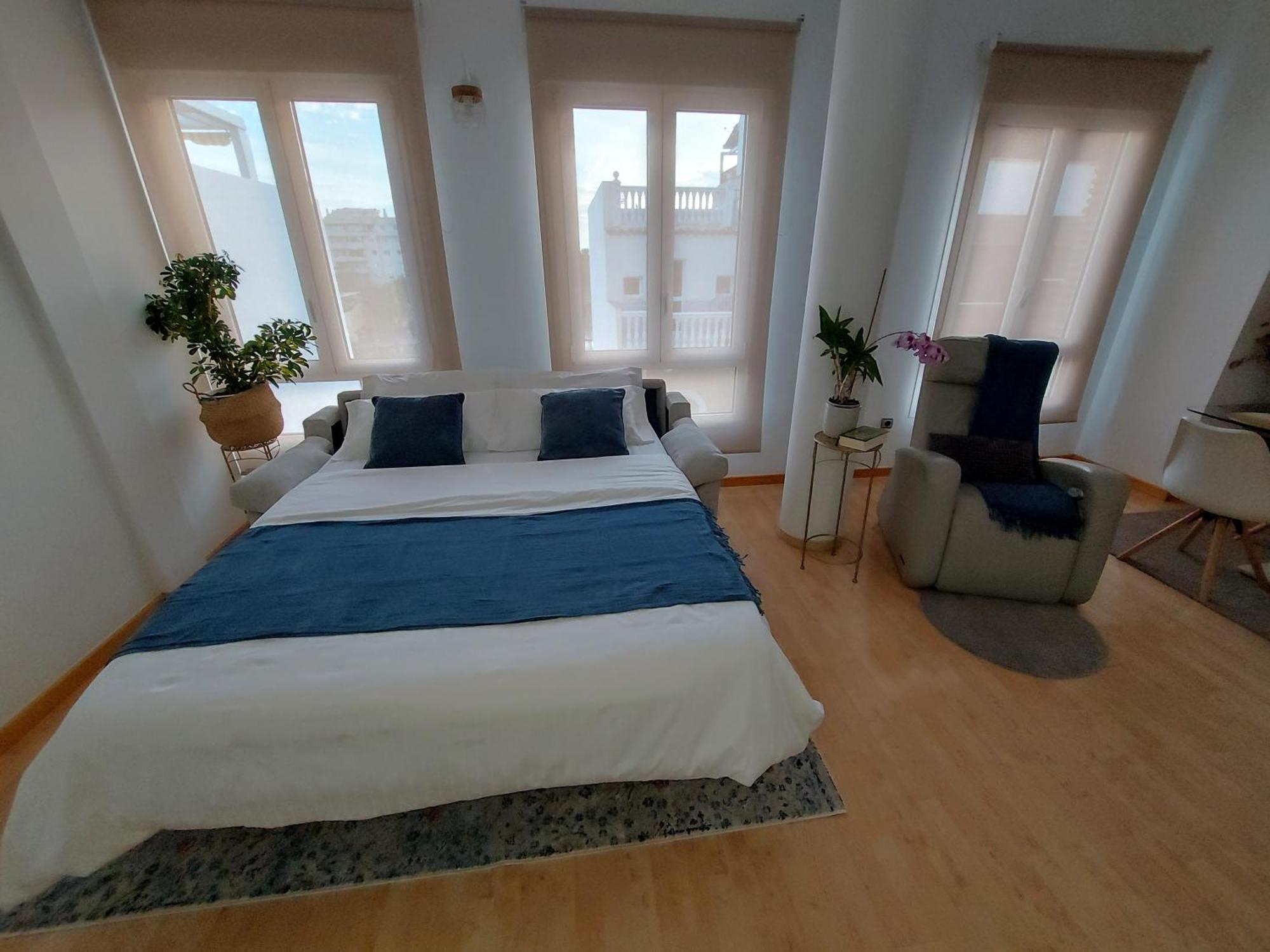 Apartamento Las Floritas Malaga Luaran gambar