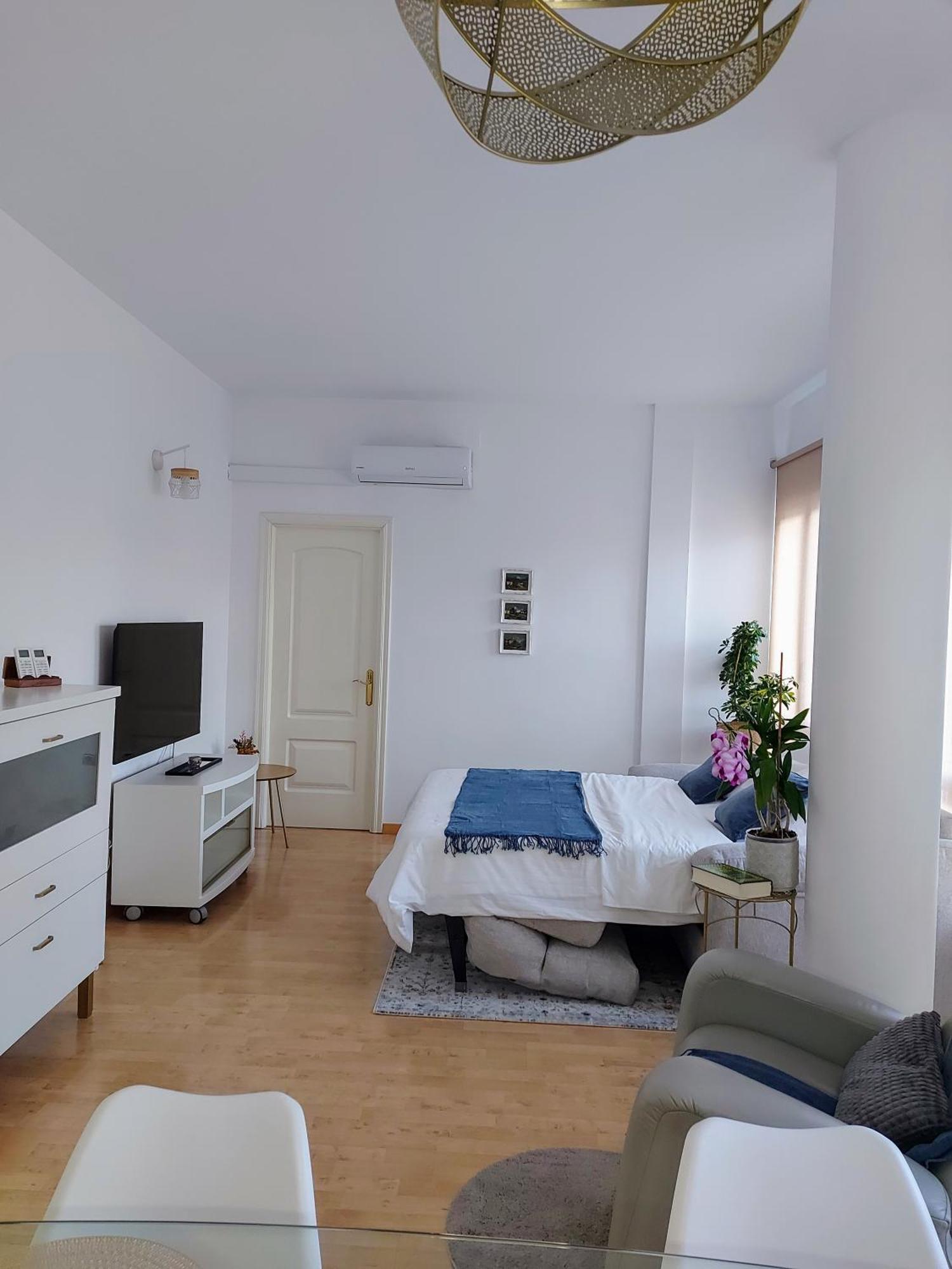 Apartamento Las Floritas Malaga Luaran gambar