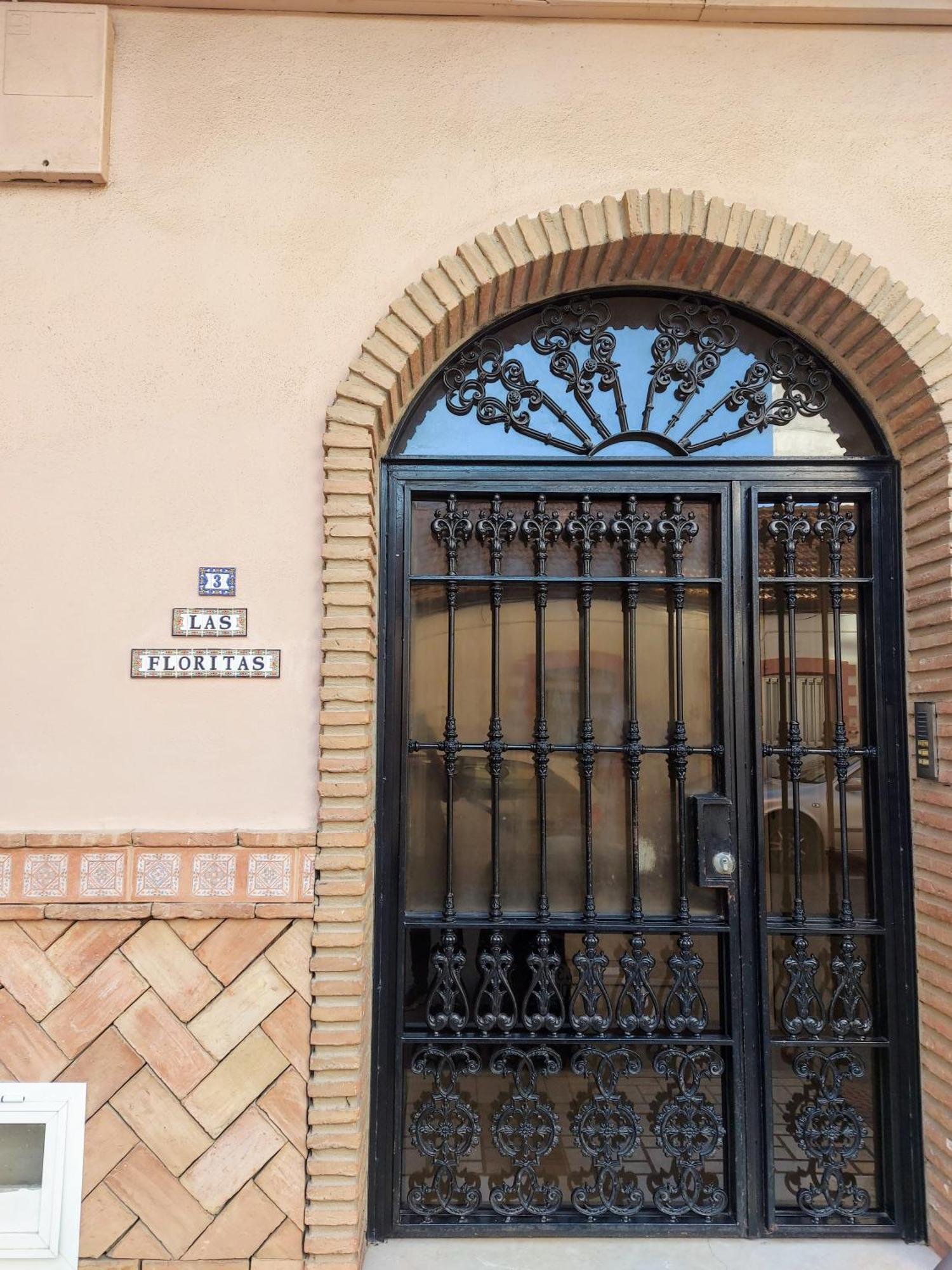 Apartamento Las Floritas Malaga Luaran gambar